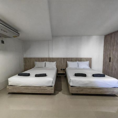 All Day Hostel At Bts Bang Chak Бангкок Экстерьер фото