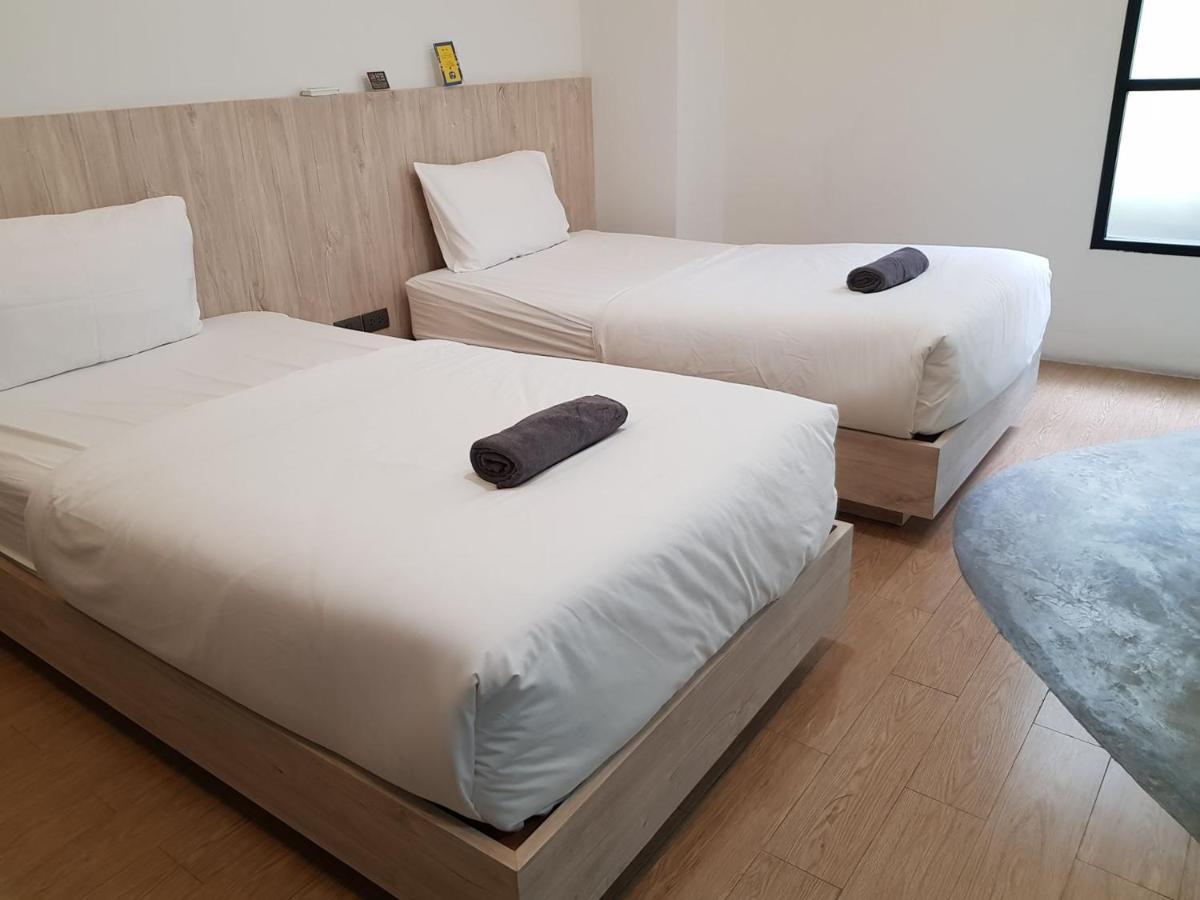 All Day Hostel At Bts Bang Chak Бангкок Экстерьер фото